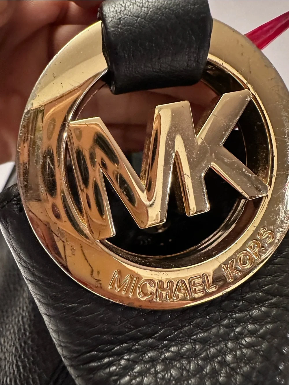 MICHAEL KORS PEBBLED LEATHER • CROSSBODY CLASSIC W/ADJUSTABLE STRAPS PRELOVED